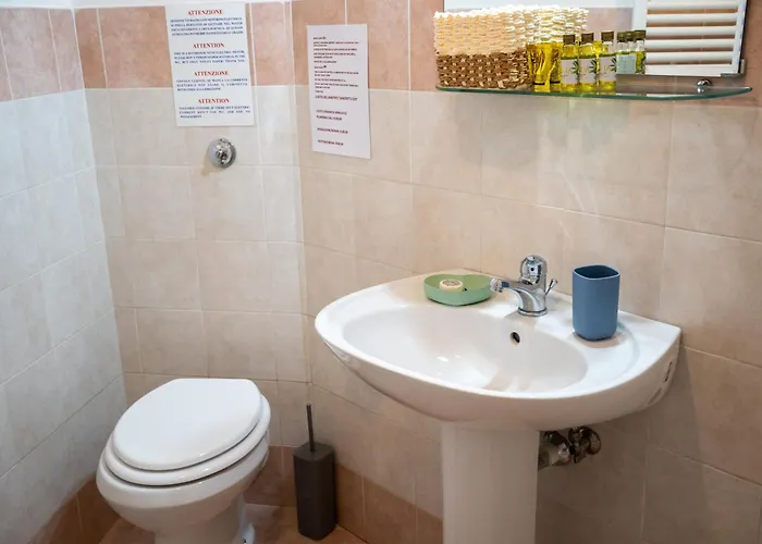 B&B Aj And Breakfast 4*